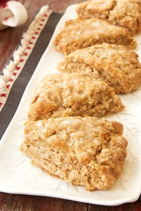 Oatmeal Scones Recipe, Oat Flour Scones Recipe, Holiday Scones, Oat Flour Scones, Starbucks Maple Oat Scones, Healthy Scones Recipe Oats, Oat Scones Recipe, Cream Tea Scones, Scones Cinnamon