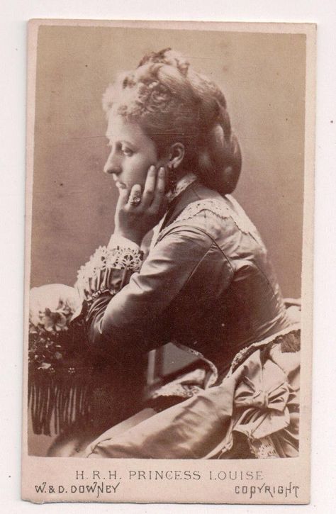 Louise Duchess Of Argyll, 1870s Photos, Duchess Of Argyll, Victoria's Children, Queen Victoria Family, Queen Victoria Prince Albert, Royal Families Of Europe, Queen V, Princess Louise