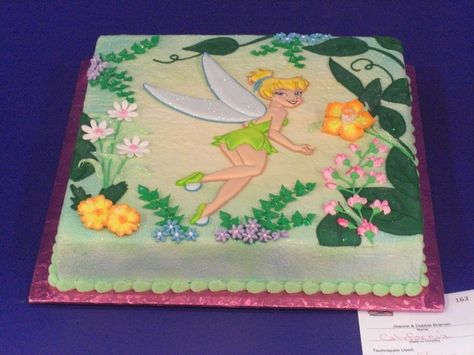 Tinkerbell cake Tinkerbell Sheet Cake, Sheet Cake Ideas, Tinkerbell Birthday Cakes, Peter Pan Cakes, Tinkerbell Birthday, Tinkerbell Cake, Tinkerbell Fairy, Buttercream Fondant, Tinkerbell Party