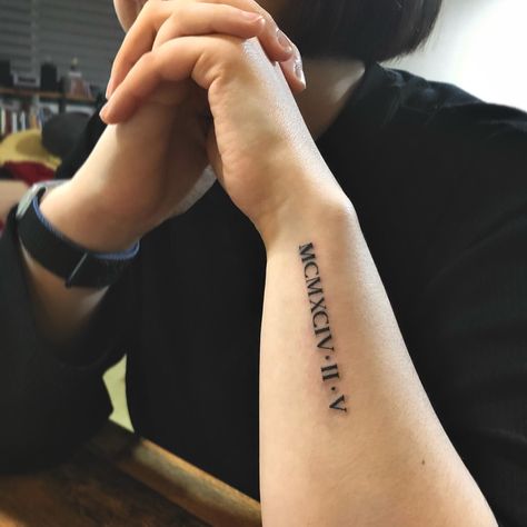 Roman Numerals Tattoo Ideas, Rip Tattoos For Dad, Roman Numerals Tattoo, Numerals Tattoo, Roman Numbers Tattoo, Inside Of Arm Tattoo, Roman Tattoo, Tattoo On Arm, Tatuagem Masculina Pequena