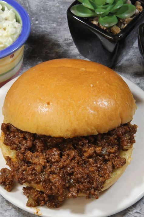 Slow Cooker Ground Beef Barbecue Philly Cheese Steak Sloppy Joes, Cheese Steak Sloppy Joes, Cheesesteak Sloppy Joes, Philly Cheesesteak Sloppy Joes, Cheese Steak, Philly Cheese, Philly Cheesesteak, Tasty Videos, Sloppy Joe