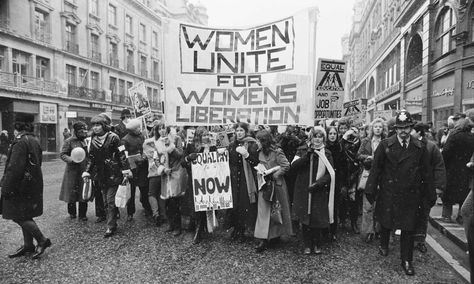 "Women Unite for Women's Liberation," an estimated 4,000 men, women and children braved the sleet and snow for the first women’s liberation march on March 6, 1971 from Hyde Park to Trafalgar Square.   Photo credit: Tony McGrath — at Trafalgar Square. Are You Being Served, Women Unite, Womens Liberation, Equal Pay, Feminist Movement, Trafalgar Square, Anime Reccomendations, Feminist Art, Hyde Park