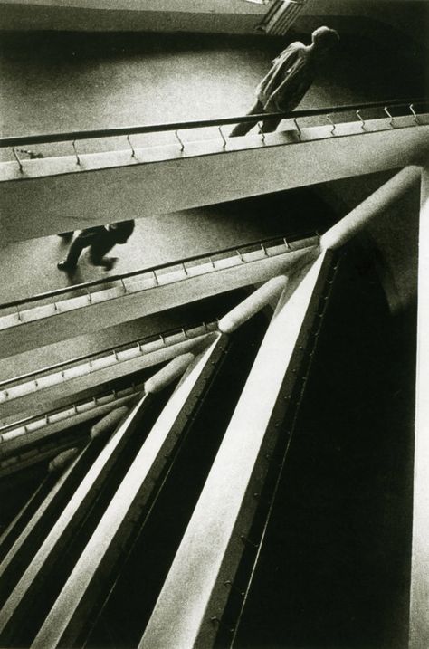 Aleksandr Rodchenko, Stalinist Architecture, Avant Garde Photography, Alexander Rodchenko, In Soviet Russia, Russian Constructivism, Russian Avant Garde, Soviet Art, History Of Photography