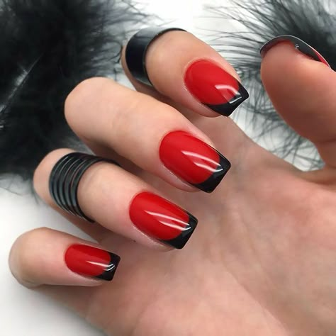 Nail Art Red And Black French Tips, Red Nails With Black Tips, Rock Nails Designs, Short Arclyc Nail, Short Red Nails Ideas, Rock Nails Grunge, Red And Black Nail Designs, Red And Black Nails, Rock Designs