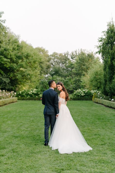 Uk Wedding Photography, Muted Wedding Photography, Same Height Wedding Photos, Staged Wedding Photos, Wedding Photos Traditional, Wedding Photography Elegant, Magazine Style Wedding Photos, Groom Carrying Bride Over Shoulder, European Wedding Photography