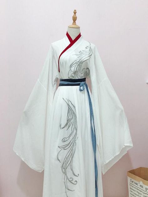 Gaun Abad Pertengahan, Traditional Asian Dress, Chinese Style Dress, Mode Kimono, Japanese Dress, Fantasy Dress, Chinese Clothing, Traditional Fashion, Asian Outfits