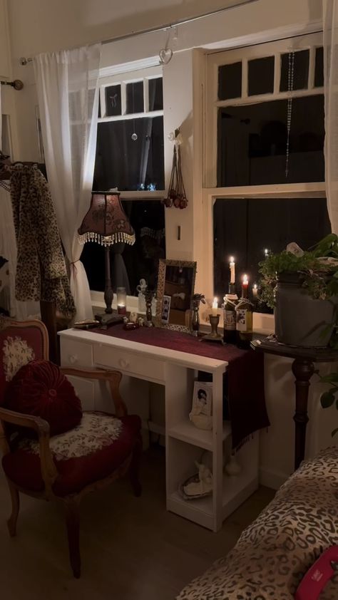 Room Ideas Coquette Dark, Dark Romantic Room Aesthetic, Southern Gothic Bedroom Aesthetic, Room Layout Aesthetic, 20 Yr Old Bedroom Ideas, Room Inspo Dark Feminine, Coquette Room Dark, Rockstar Girlfriend Aesthetic Bedroom, Dark Femme Room