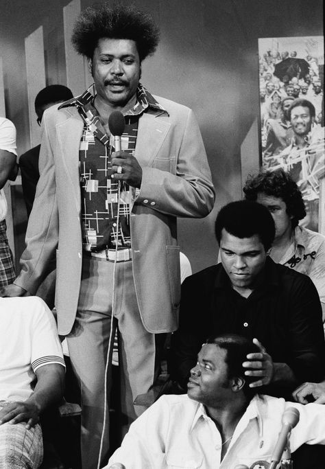 Don King, Muhammad Ali Boxing, Muhammad Ali Quotes, Moustaches Men, Rumble In The Jungle, Heavyweight Boxing, Muhammed Ali, Native American Images, Mohammed Ali