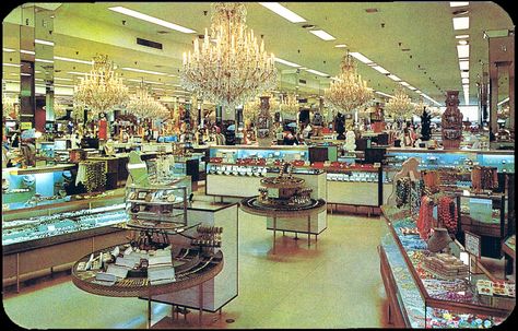 "An exciting wonderland aglow with hundreds of glittering crystal chandeliers and brimming over with priceless objects of art and antiques. Visit Hess's on your next trip and discover one of America's outstanding department stores." From the reverse of this postcard of Hess's Department Store in Allentown, Pennsylvania. Boutique Window Displays, Allentown Pa, Vintage Mall, Allentown Pennsylvania, Store Image, Live Model, Heritage Museum, South Jersey, Crystal Chandeliers