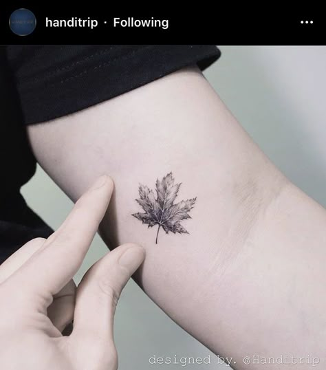 Tattoo Maple Leaf, Fall Leaf Tattoo, Tattoos Celestial, Cosmic Tattoos, Tattoos Fire, Maple Leaf Tattoos, Galaxy Tattoos, Crystal Tattoos, Celestial Tattoos