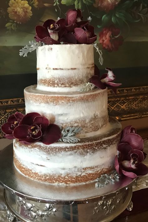 Plum Colored Wedding Cakes, Deep Purple Wedding Cake, Moody Purple Wedding Cake, Plum Wedding Cake Ideas, Plum Wedding Cake, Deep Purple Wedding, Dark Purple Wedding, Orange Wedding Cake, Twilight Party