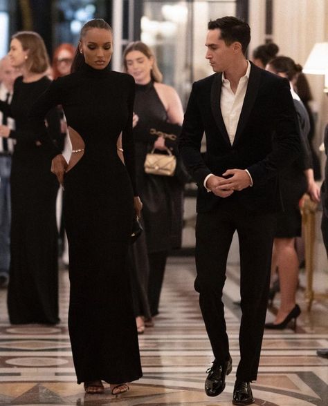 Jasmine Tookes Style, Jasmin Tookes, Luxury Couple, Jasmine Tookes, Interracial Couples, Power Couple, Looks Chic, Architectural Digest, Cute Couples Goals