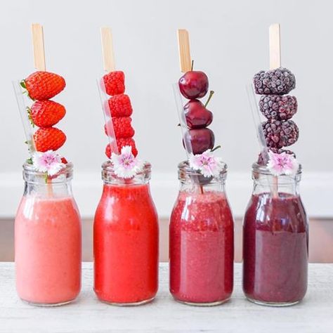 Can you tell we have juicing + smoothies on our minds. Gorgeous creation by @rawcrush. We absolutely love these colors. Remember to always use reusable straws or none at all. ⭐️ Cherry Smoothie, Kawaii Dessert, Candy Drinks, Juice Plus, Nice Cream, Fresh Juice, Vegan Foods, Smoothie Recipes Healthy, Food Presentation