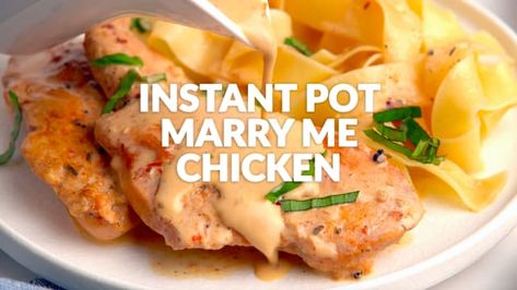 Marry Me Chicken Instant Pot: An Irresistible Recipe For 2024 Marry Me Chicken Instant Pot, Instant Pot Marry Me Chicken, Chicken Marry Me, Chicken Instant Pot, Marry Me Chicken Recipe, Sun Dried Tomato Sauce, Marry Me Chicken, Creamed Onions, Pasta Rice