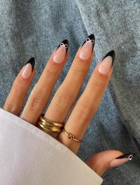 27+ Stunning Fall Nails for 2024 - simple, trendy, chic designs! Black French Manicure, Black French Nails, Black Acrylic Nails, Fall Nail Trends, Almond Nails Designs, Nail Designs Spring, Fall Nail Designs, French Tip Nails, Nail Designs Summer