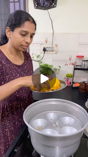 Savitha Satheesh on Instagram: "Yellow pumpkin chapati" Yellow Pumpkin Recipes, Pumpkin Recipes Indian, Yellow Pumpkin, Pumpkin Recipe, Recipes Indian, Chapati, August 22, Indian Recipes, Pumpkin Recipes