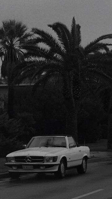 Classy Background Aesthetic, Media Aesthetic, Aesthetic Gallery, Classy Wallpaper, Old Vintage Cars, Girlfriend Pictures, Army Girlfriend, Aesthetic Board, Classy Cars