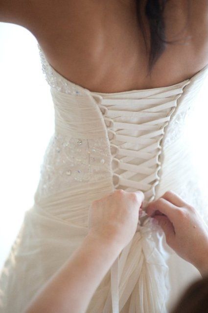 Corset back Wedding dress <3  @Tiffani Anderson Anderson Solem Corset Backs, Bodice Ideas, Corset Back Wedding Dress, Fat Person, Wedding Dress Back, Wedding Dress Backs, Wedding Dresses Hippie, Peach Lace, Frock Fashion