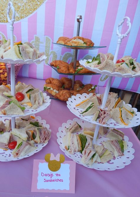 Minnie Birthday Party Food, Minnie Tea Party Birthday, Food For Minnie Mouse Birthday Party, Minnie Themed Birthday Party, Minnie Mouse Birthday Treats, Minnie Party Activities, Tea For Two Birthday Party Minnie Mouse, Minnie Mouse Tea Party, Oh Twoodles Girl Birthday Food