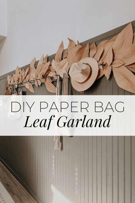 Easy DIY Fall Craft - how to make a simple DIY paper bag leaf garland for your home Fall Decor Paper, Diy Paper Leaf, Paper Leaf Garland, Fall Garland Diy, Diy Fall Garland, Easy Diy Fall Crafts, Diy Paper Bag, Paper Grocery Bags, Paper Leaf