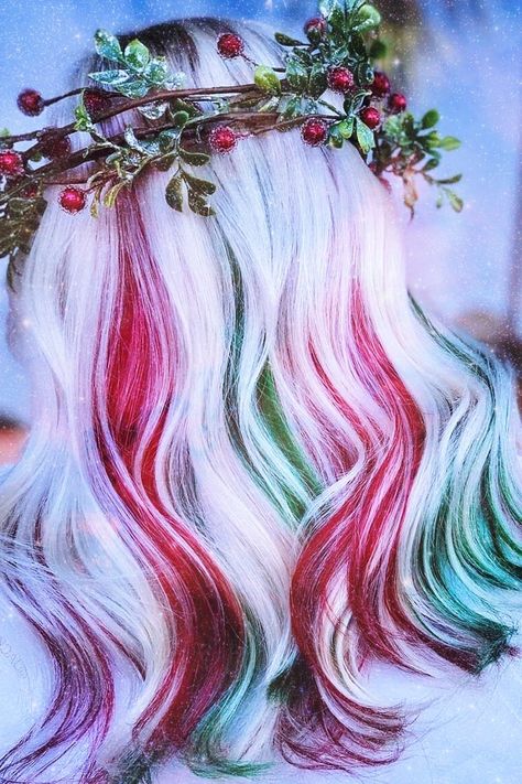 Hair Color Idea - Christmas Hair Color Idea Christmas Hair Extensions, Red And Green Hair Christmas, Red And Green Highlights, Green And Red Hair, Christmas Hair Dye, Green Hair Ombre, Red And Green Hair, Red And White Hair, Peppermint Hair