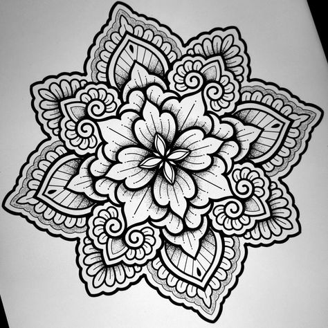 Mandala Tattoo Foot, Mandala Tattoo Design For Men, Pattern Design Tattoo, Arm Mandala Tattoo, Back Mandala Tattoo, Sleeve Mandala Tattoo, Tattoo Back Of Leg, Shoulder Mandala Tattoo, Ornamental Mandala Tattoo