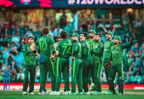 Pakistan Team, Babar Azam, Pakistan Cricket Team, Pakistan Cricket, Enjoy The Moment, Cute Selfies Poses, Team Photos, Cricket Team, World Cup