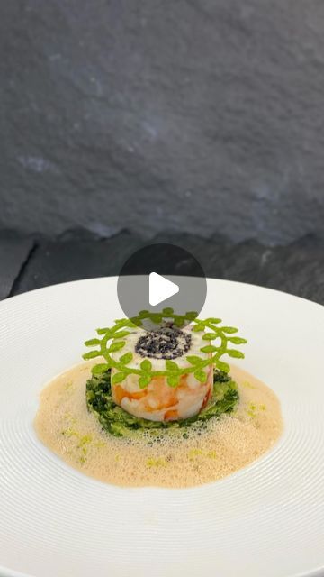 Rassem on Instagram: "Tiger prawns and cod farce  #prawns #tigerprawns #shrimp #seafood #fish #starter #salad #apetizer #platingskills #foodartchefs #cheflifestyle #gastronomia #eatclean" Fine Dining Prawn Starter, Michelin Star Seafood, Shrimp Starter Recipes, Fish Starters Fine Dining, Shrimp Plating, Shrimp Starter, Fish Starter Recipes, Shrimp Panko, Fish Starter