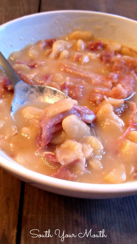 South Your Mouth: Ham and Beans South Your Mouth, Ham And Beans, Ham And Bean Soup, Leftover Ham, Hearty Soup, Ham Recipes, Soup And Sandwich, Hearty Soups, Bean Soup