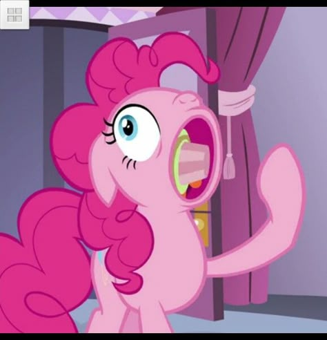 Creepy Pinkie pie!!!!!!!OMG My Little Pony Icon, Pie Drawing, Pink Pie, Creepy Games, V Bta, Mlp Characters, My Lil Pony, My Little Pony Drawing, My Little Pony Pictures