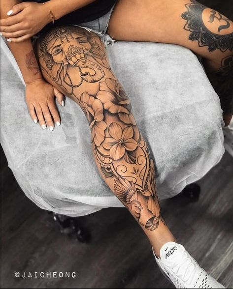 Gefällt 35.4 Tsd. Mal, 118 Kommentare - Tattoo Inkspiration 💙 (@igtattoogirls) auf Instagram: „@jaicheong 💙“ Tattoo Bein Frau, Covered In Tattoos, Hip Thigh Tattoos, Full Leg Tattoos, Hip Tattoos Women, Inspiration Tattoos, Tattoos Women, Leg Tattoos Women, Dope Tattoos For Women