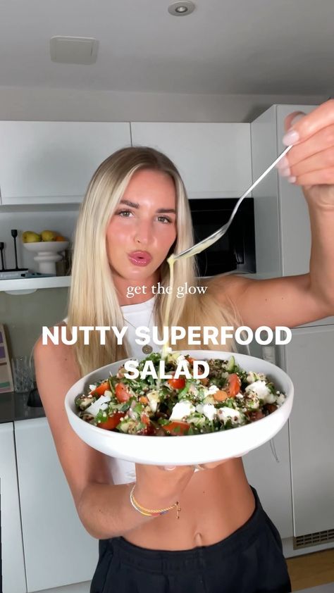 Nutritional Yeast Salad Dressing Recipes, Neptune Salad Recipe, Nutrient Packed Salads, Nutrient Dense Salad, High Nutrient Salad, Glow Salad, Em The Nutritionist, Nutritionist Recipes, Cooked Quinoa