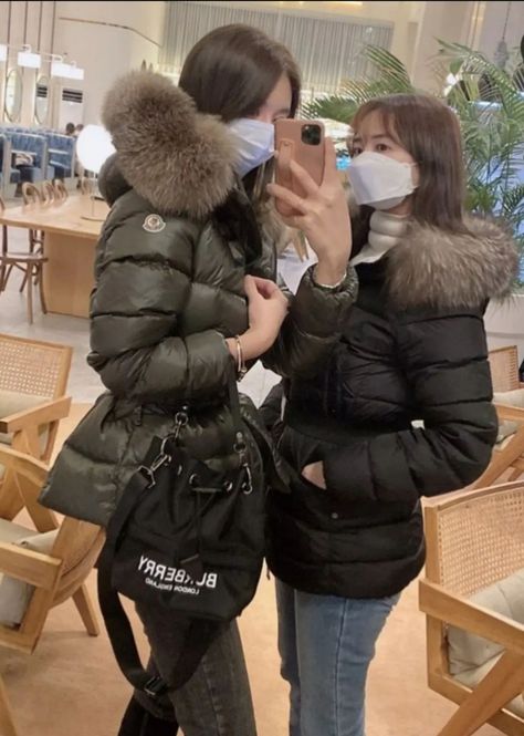 Moncler Jacket Women, Women Winter Fashion, Quilted Parka, Mask Girl, Moncler Jacket, Puffer Jacket Women, Puffy Jacket, Fur Hood, Down Coat