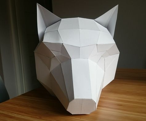 I made a low poly wolf mask out of paper and now I want to share it with You guys. It fits a child's head, but You can always scale it up, using 3D computer graph... Cat Mask Diy, Head Template, Skull Template, Low Poly Mask, 3d Computer Graphics, Wolf Skull, Wolf Costume, Wolf Mask, Pall Mall