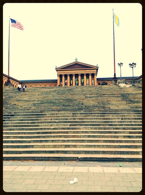 "Rocky steps" and the Philadelphia Museum of Art Nana Painting, Rocky Steps, Pennsylvania History, Visit Philadelphia, Apple Pen, Dc Travel, Rocky Balboa, Philadelphia Museum Of Art, Winter Break