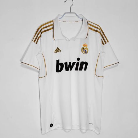 2011-12 season Real Madrid home jersey Retro football men's player sports short sleeve Real Madrid Home Kit, Real Madrid Jersey, Madrid Jersey, Soccer Accessories, Retro Jersey, Number Shirt, Retro Football Shirts, Football Uniform, West Ham United