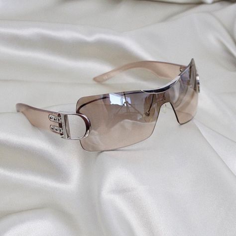 Dior Vintage Sunglasses, Y2k Glasses, Sunglasses Dior, Y2k Sunglasses, Y2k Accessories, Trendy Glasses, Vintage Ysl, Fashion Eye Glasses, Stylish Glasses