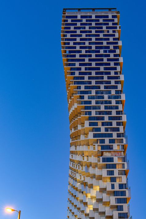 Bjarke Ingels Architecture, Big Architecture, Vancouver Architecture, Big Architects, Vancouver House, Exterior Houses, Canada Vancouver, Canada House, New York Architecture