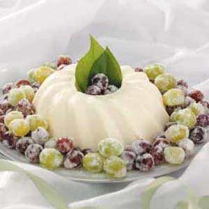 Sugared Grapes, French Cream, Grape Recipes, Gelatin Dessert, Unflavored Gelatin, Jello Salad, Jello Recipes, Cannoli, Flan