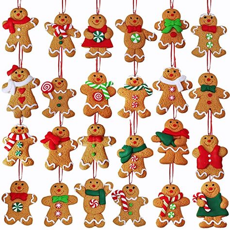 Gingerbread Family, Bread Man, Fake Bakes, Gingerbread Ornaments, Hanging Christmas Tree, Christmas Gingerbread Men, Christmas Kitchen Decor, Christmas Decorations Diy Outdoor, Gingerbread Christmas