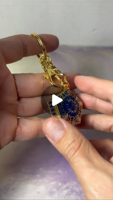 142K likes, 178 comments - cpj_collectibles on October 17, 2023: "How awesome is this? A must have for any Harry Potter fan. The Miniature Chocolate Frog Keychain🐸
.
.
#harrypotter #miniature #miniatures #minitoys #keychains #keychain #chocolatefrog #hogwarts #awesomefinds #toystagram #toyreview". Frog Keychain, Miniature Chocolate, Chocolate Frog, Harry Potter Fan, Hogwarts, Keychains, Harry Potter, Miniatures, Collectibles