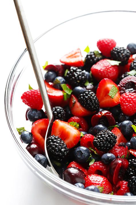 Berry Fruit Salad | Gimme Some Oven Berry Fruit Salad, Make Ahead Salads, Fruit Salad Recipe, Singapore Sling, Summer Salads With Fruit, Resep Salad, Berry Salad, Mint Salad, Gimme Some Oven