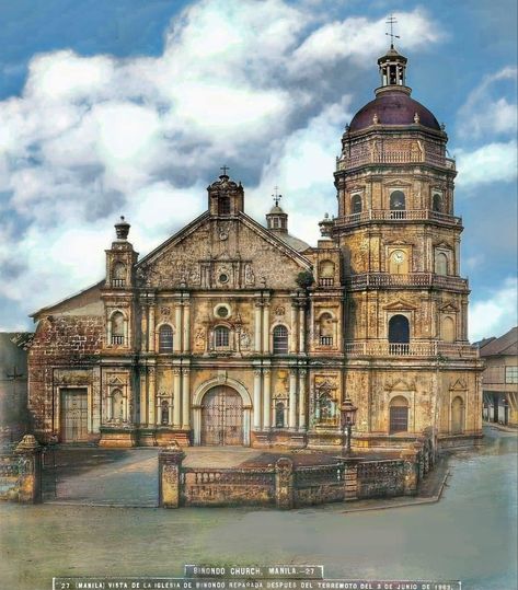 Philippines Churches With Baroque Design, Architecture In The Philippines, Philippine Churches, Philippines House, Philippine Architecture, Philippines House Design, Philippine Houses, Church Pictures, School Creative