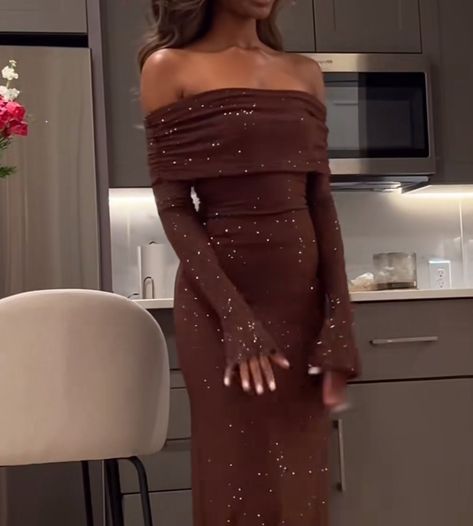 Brown Gala Dress, Birthday Winter Dress, Brown Birthday Dresses, Brown Gown Aesthetic, Brown Sparkle Dress, Winter Birthday Dress Ideas, Winter Dress Birthday Outfit, 18th Birthday Dinner Outfit, Chocolate Brown Prom Dress