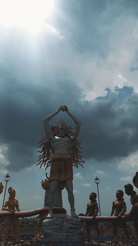 Mahakal ujjain Mahakal Aesthetic, Ujjain Aesthetic, Ujjain Mahakal, Happy Birthday Frame, Iphone Instagram, Hand Pictures, Birthday Frames, Photo Art Gallery, Photo Art