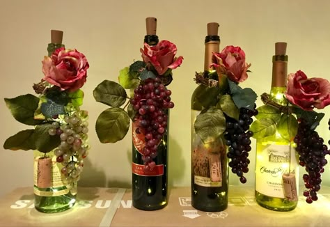 Rustic Wine Bottle Decor Wedding, Wine Tasting Centerpieces, Vase With Wine Corks Centerpieces, Wine Themed Birthday Party Decorations, Wine Bottle Centerpieces With Flowers, Charcuterie Italian, Diy Bridal Shower Centerpieces, Grape Vine Decor, Wine Centerpiece