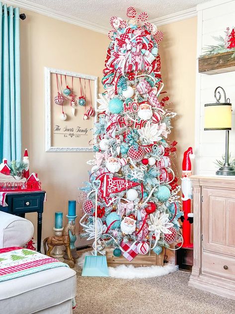 Pink Teal Red Christmas Tree, Aqua Red Christmas Decor, Light Blue And Red Christmas Tree, Red And Aqua Christmas Tree, Aqua And Red Christmas Tree, Red And Teal Christmas Tree, Teal And Red Christmas Decor, Diy Christmas Decorations Outdoor, Christmas Tree Ideas Red