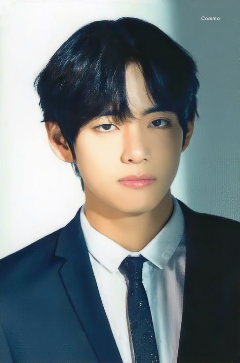 Bts Kim Taehyung, V Kim Taehyung, Kim Taehyung Wallpaper, Bts Lockscreen, Bts Kim, V Bts, V Taehyung, Daegu, Bts Twt