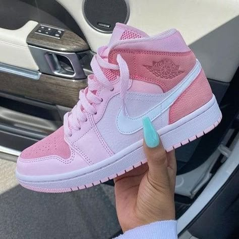 Custom Air Jordan 1 Digital Pink – oicustom Sepatu Air Jordan, Nike Shoes Women Fashion, Pink Jordans, Nike Shoes Girls, Trendy Shoes Sneakers, Jordan Shoes Girls, Preppy Shoes, Pretty Shoes Sneakers, Jordan Shoes Retro