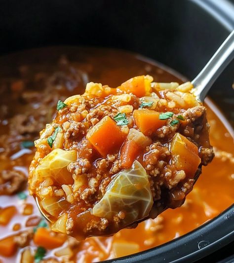 Hearty Stuffed Cabbage Soup: A Comforting One-Pot Wonder - Greenku Recipes Bean Cabbage Soup Recipes, Asian Cabbage Soup, Golumpki Soup, Cabbage Recipes Soup, Cabbage Patch Soup Recipe, Cabbage Beef Soup Recipe, Bean Cabbage Soup, Stuffed Cabbage Soup Recipe, Stuffed Cabbage Soup